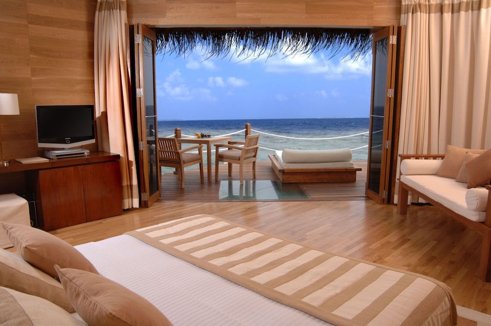 Over water villa With Jacuzzi