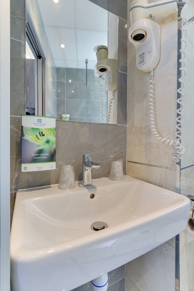 Sure Hotel by Best Western Paris Gare du Nord Classic Room, 1 Double Bed, Non Smoking 3