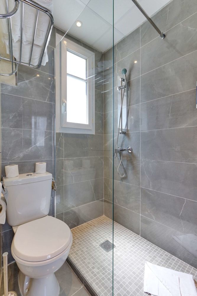 Sure Hotel by Best Western Paris Gare du Nord Classic Room, 1 Double Bed, Non Smoking 4