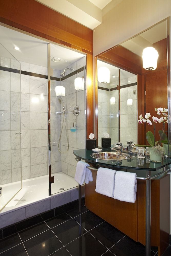 Seaside Park Hotel Leipzig Standard Double Room 4