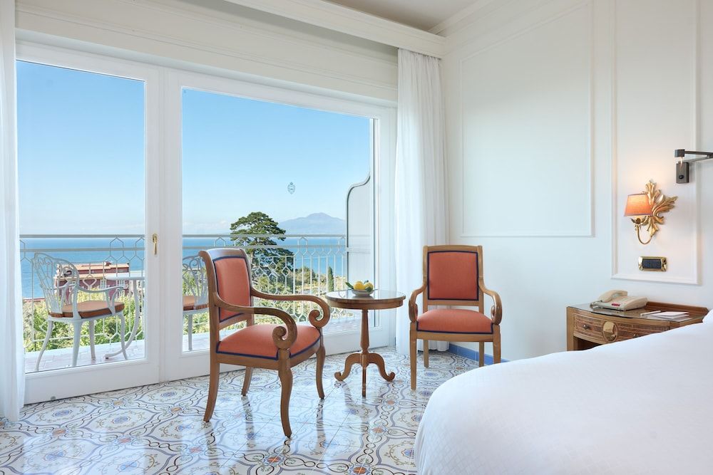 undefined Grand Hotel De La Ville 8