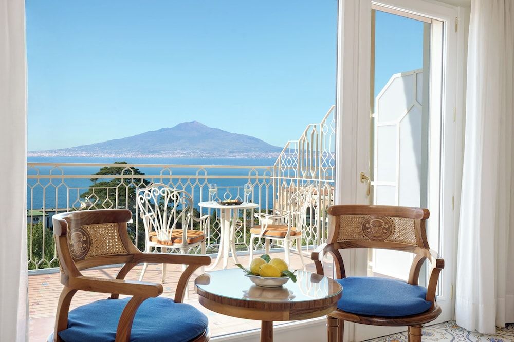 Prestige Room with double bed or 2 single beds, terrace, sea view