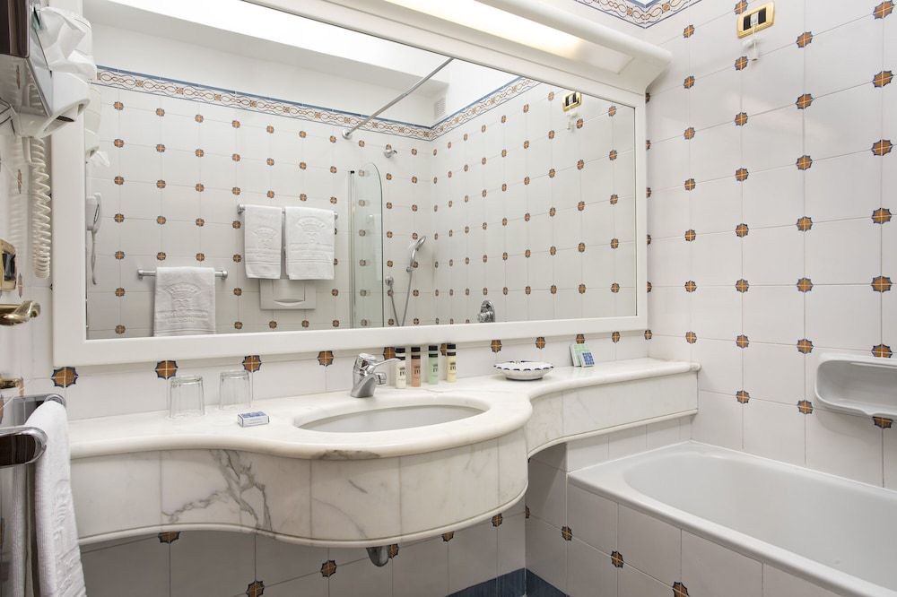 Basic Double or Twin Room