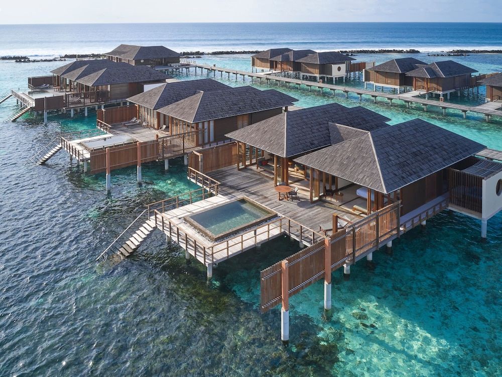 Villa Nautica Paradise Island Resort