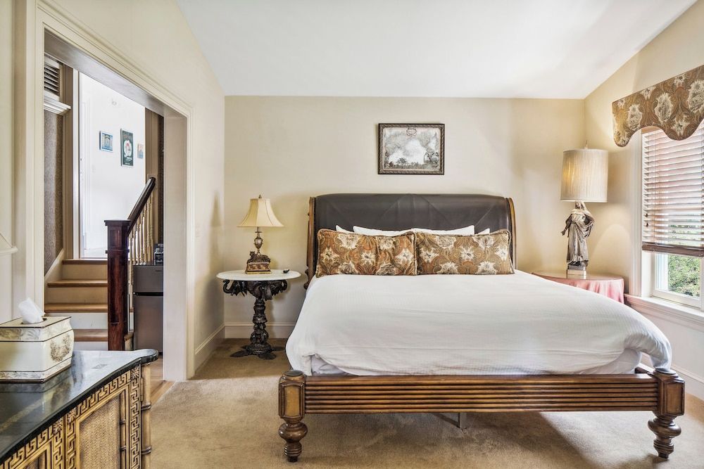 Basic Room, 1 King Bed (Safari Suite (at Tidewater House))