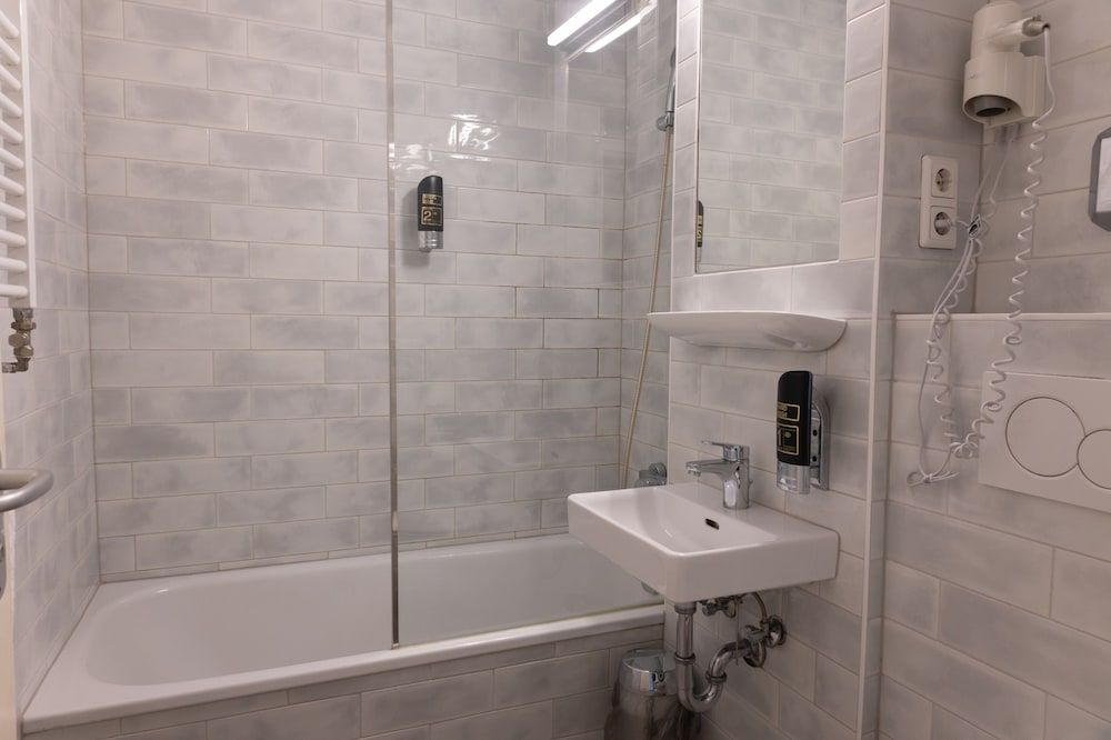 a&o München Hackerbrücke Quadruple Room 25