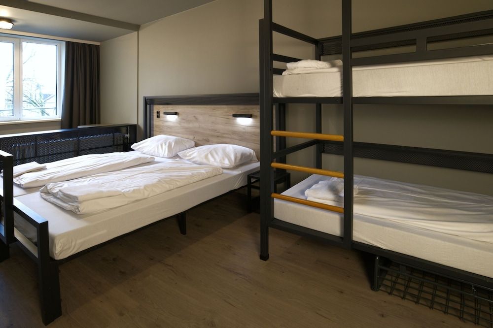 a&o München Hackerbrücke Quadruple Room 8