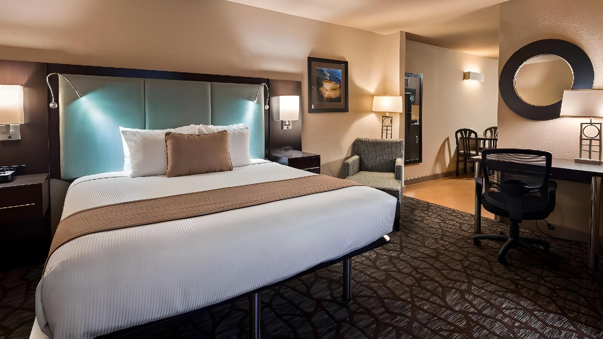 Best Western Plus Oceanside Palms 1 King Bed, Nonsmoking