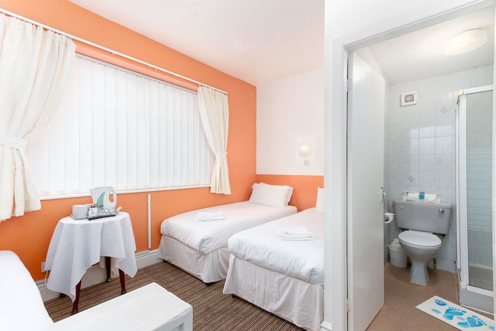 The Sandringham Court Hotel and Apartment