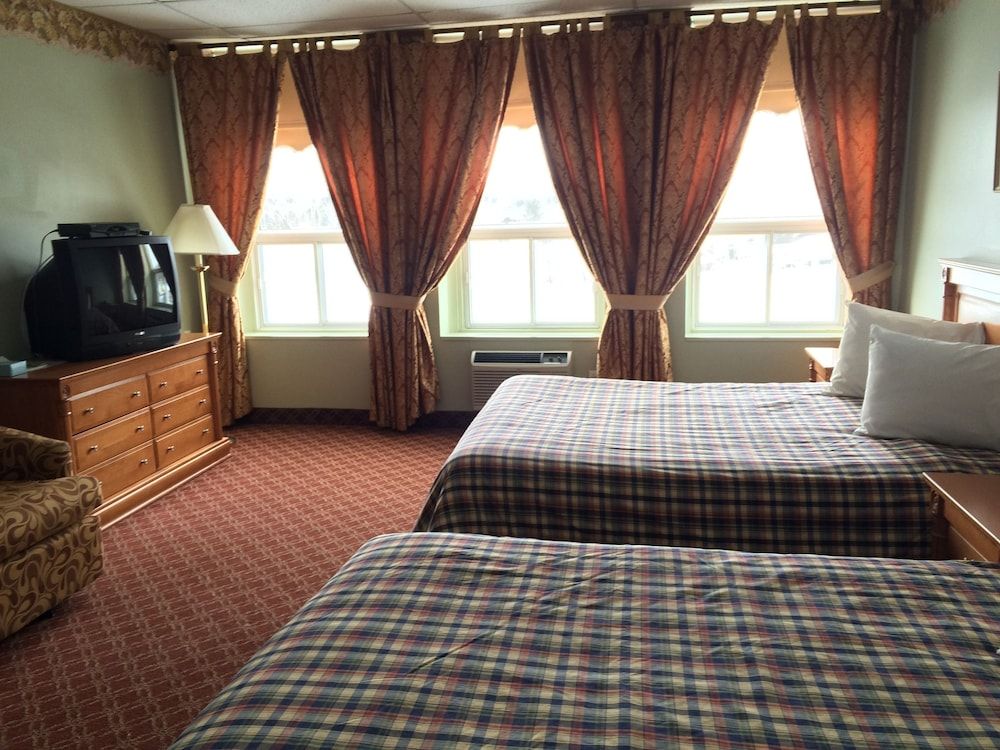 Auberge Montebello Classic Room 4