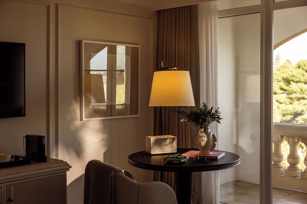 Corinthia Palace Malta Deluxe Room (Grand) 5