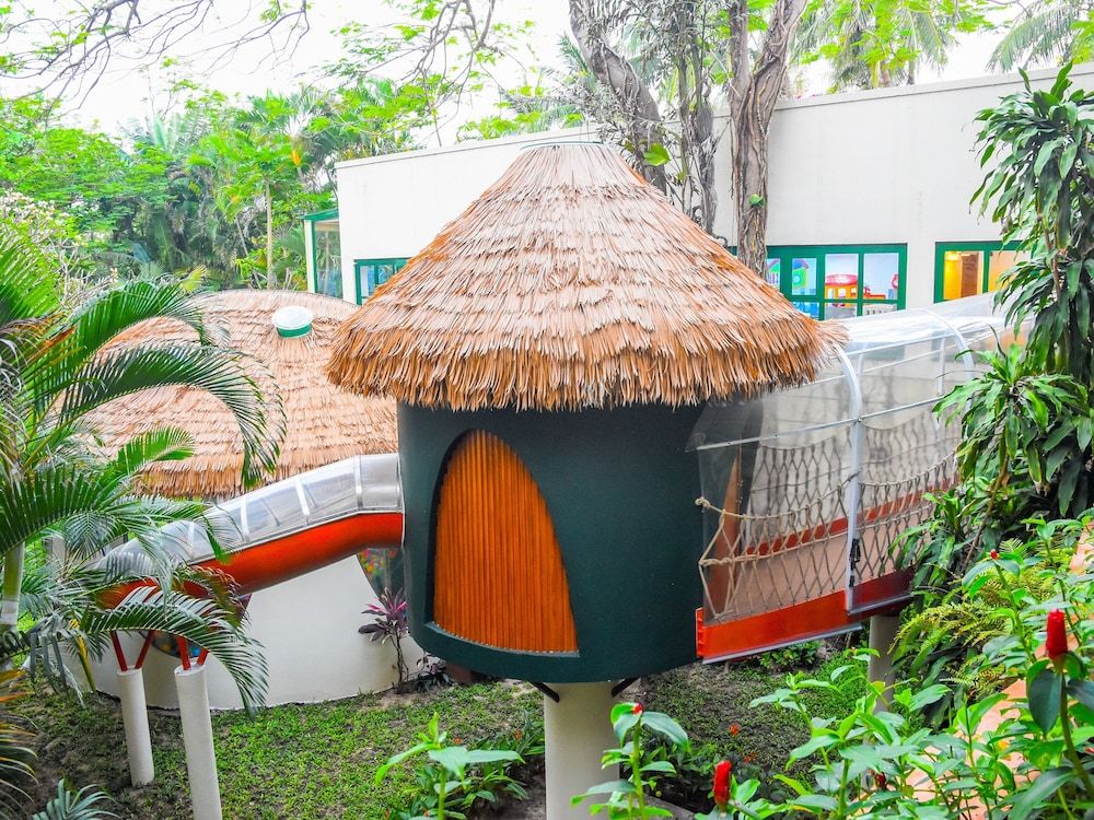 undefined Furama Resort Danang 3