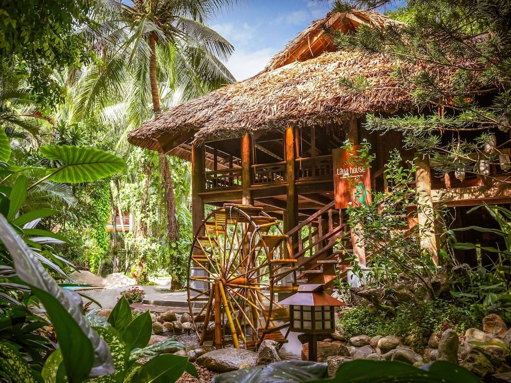 undefined Furama Resort Danang 6