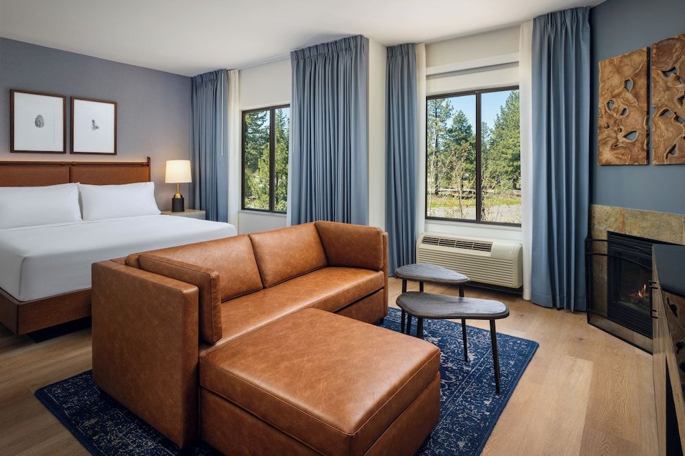 Studio Suite, 1 King Bed, Accessible (Hearing)