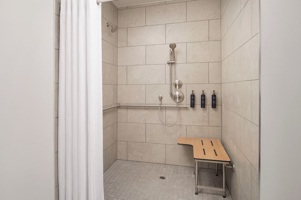 Studio Suite, 1 King Bed, Accessible (Mobility, Roll-In Shower)