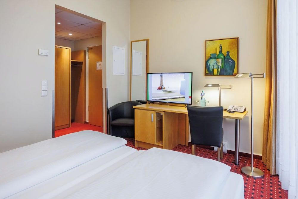 Airporthotel Berlin Adlershof Business Double Room 5
