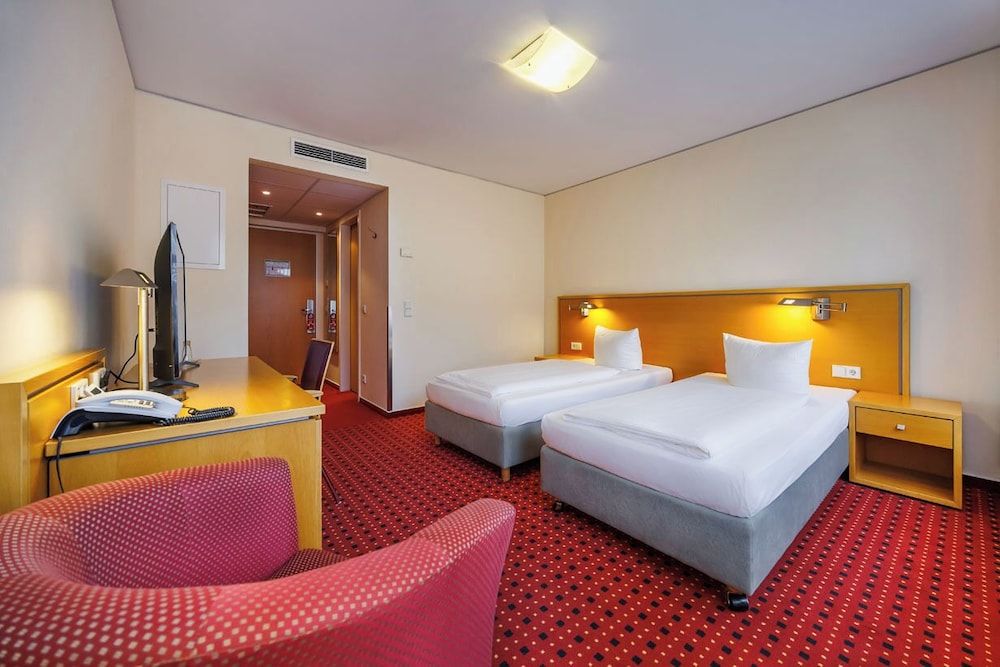 Airporthotel Berlin Adlershof Business Double Room