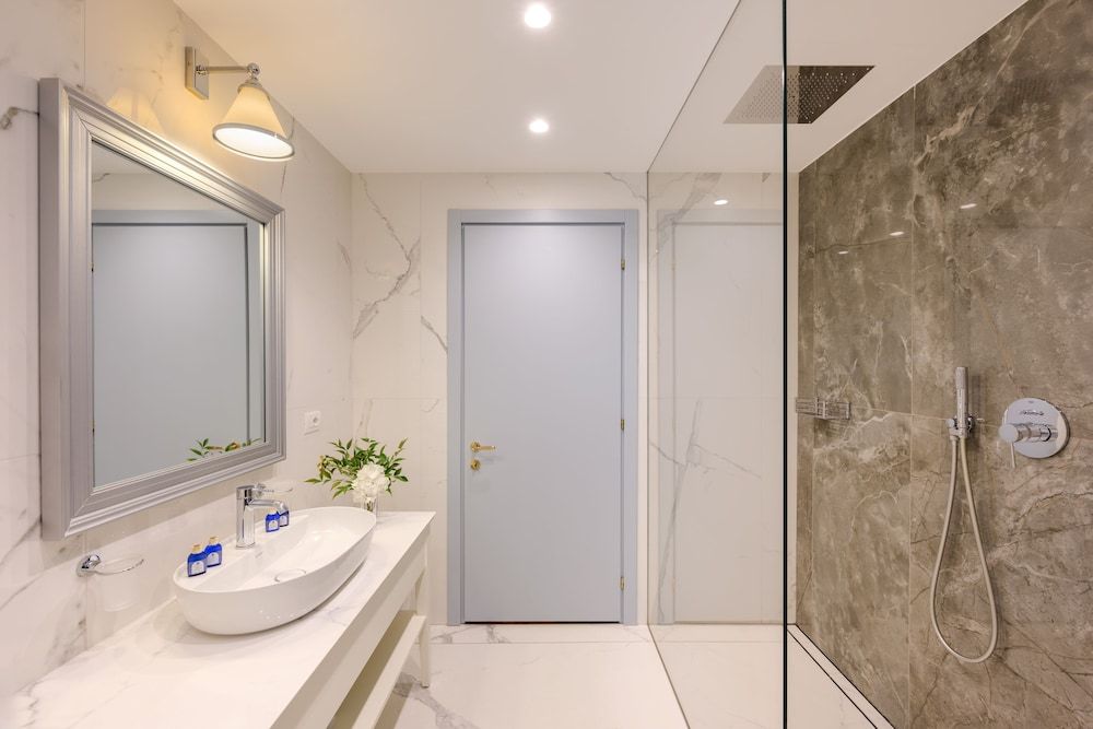 undefined Palace Hotel 9