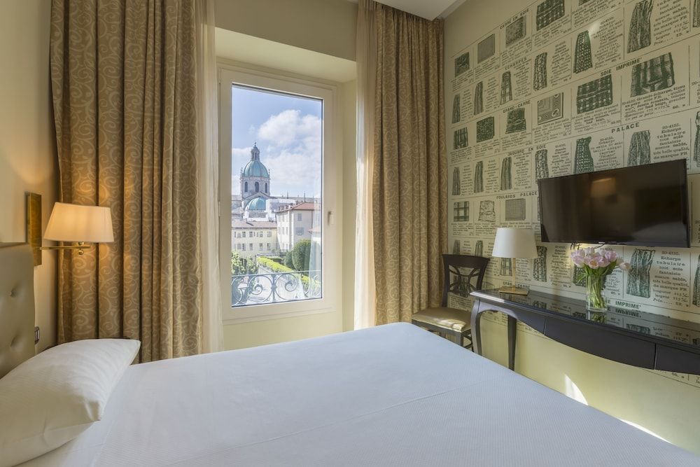 Palace Hotel Standard Double or Twin Room 4