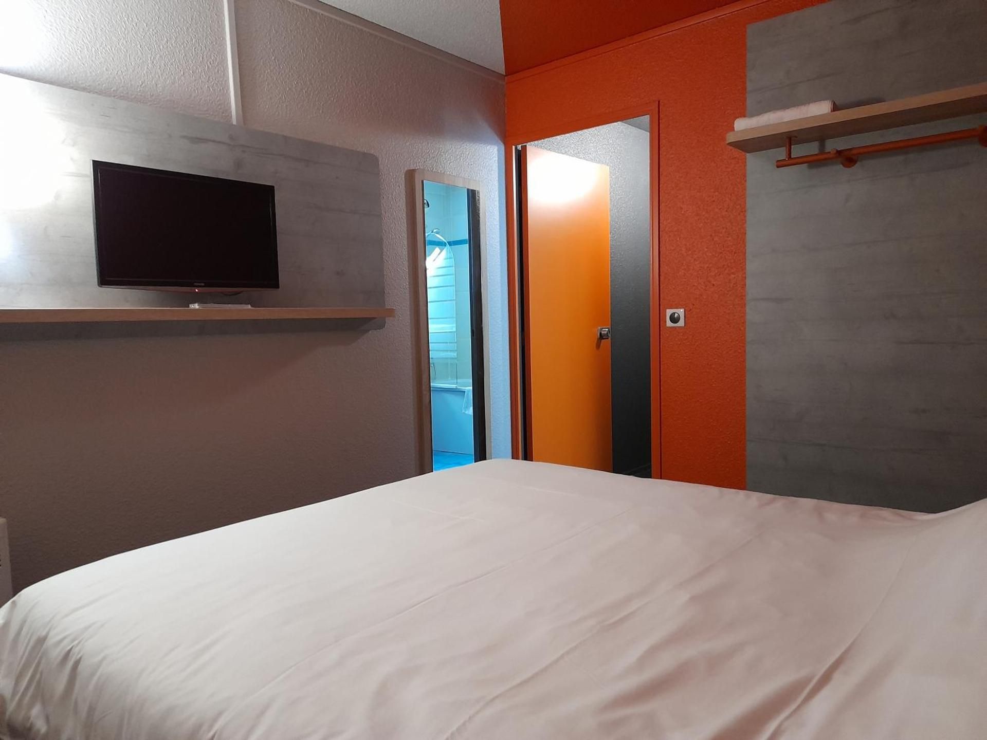 Standard Double Room with Double Bed