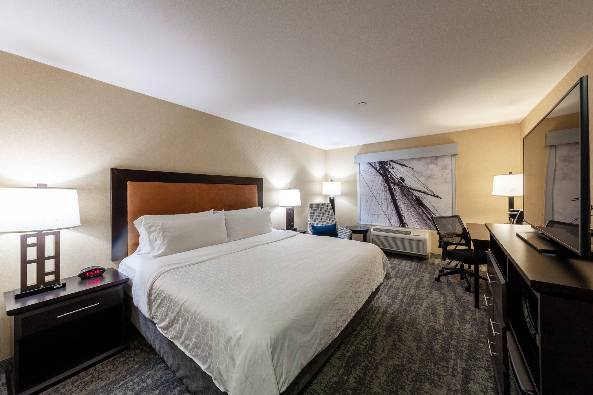 1 King Standard