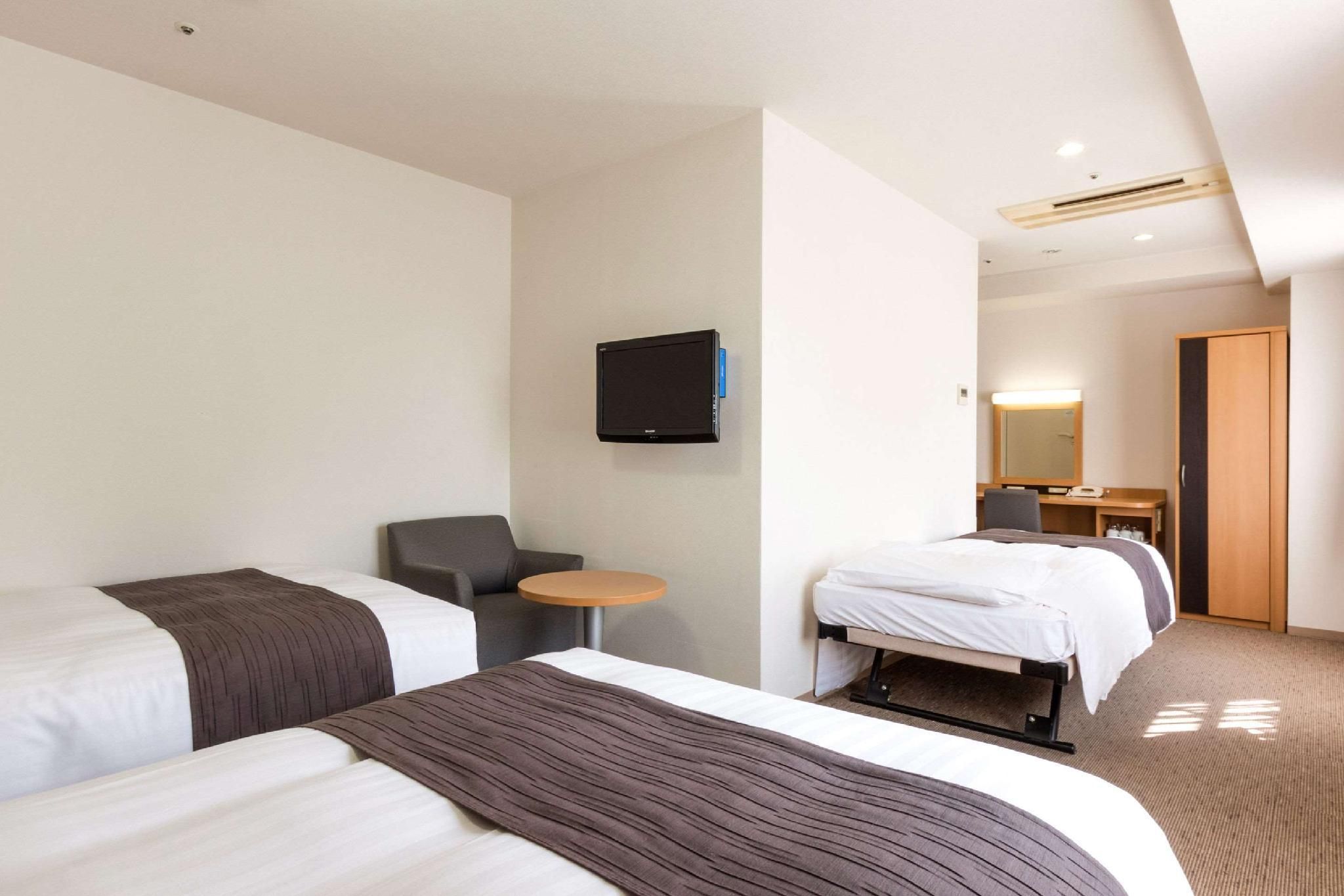 3 Single Beds, Nonsmoking