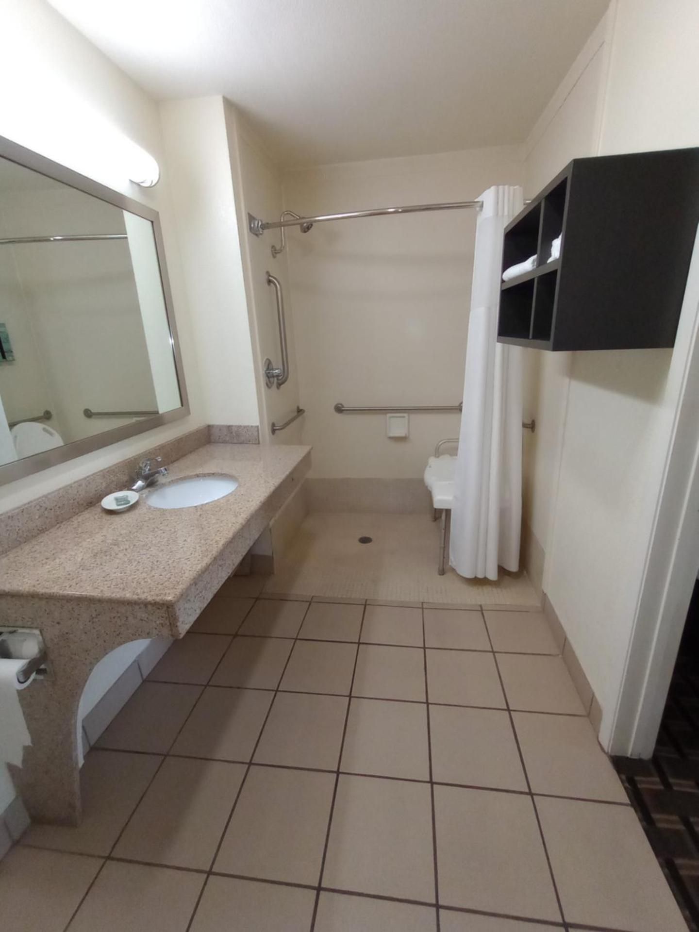 Accessibility - 2 Queen Beds, Bathtub, Nonsmoking