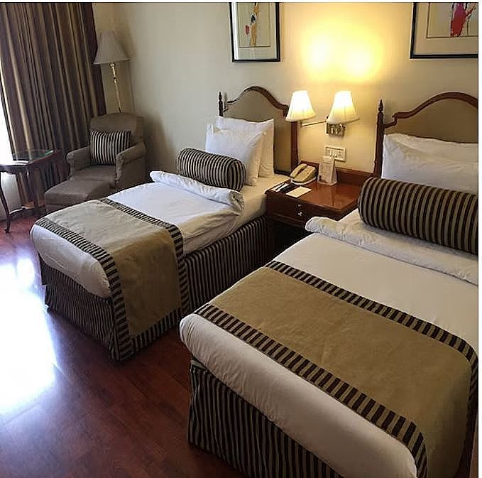 Premium Twin Beds Room