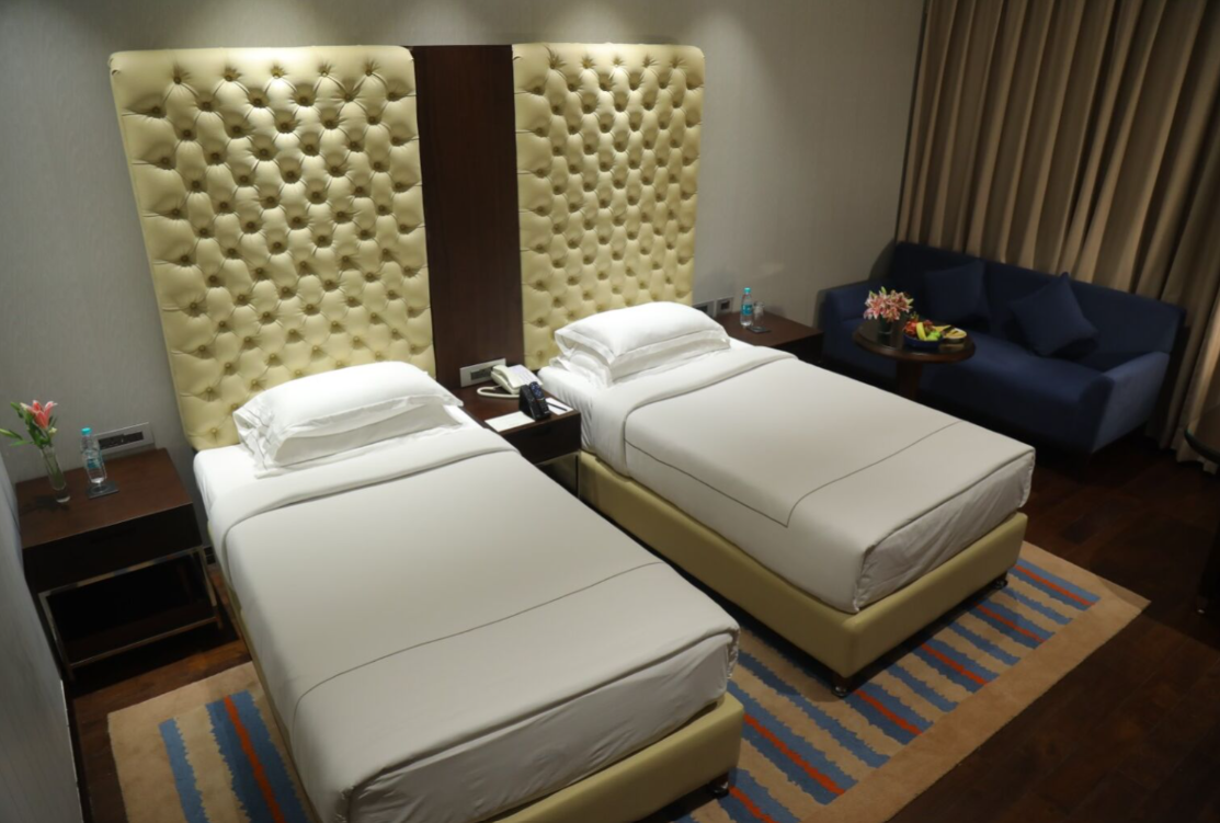 Taj Deccan, Hyderabad Premium Twin Beds Room