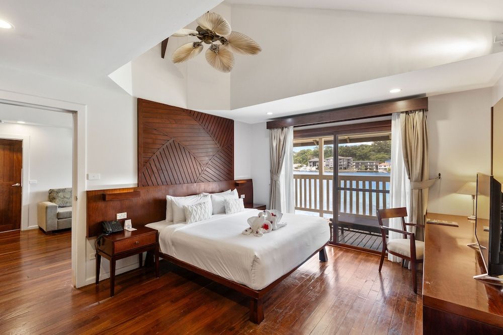 Iririki Island Resort & Spa Deluxe Villa