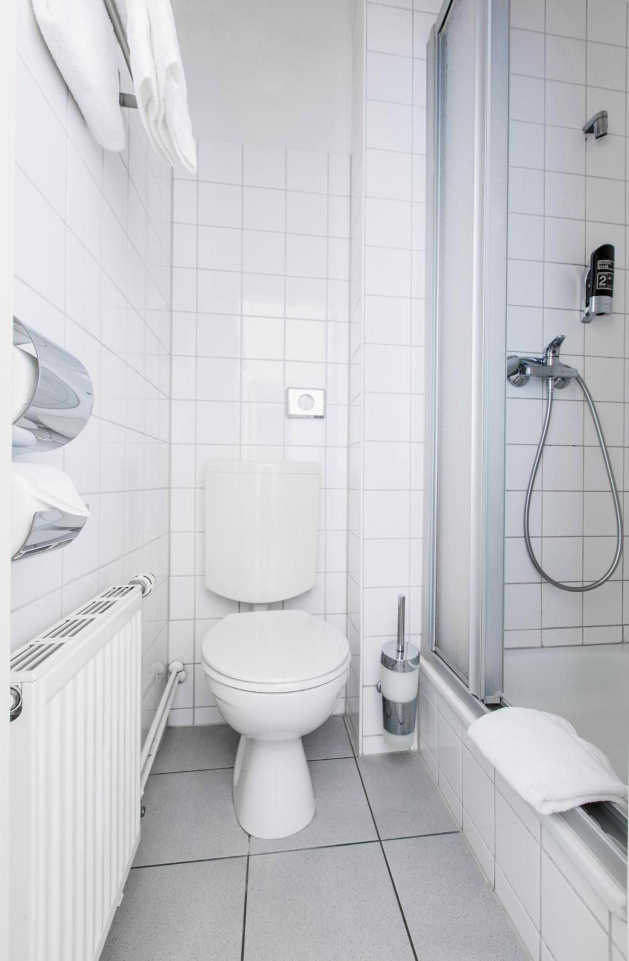 a&o Hamburg Hammer Kirche Twin Room 3