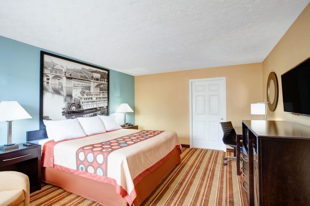 Room, 1 King Bed, Accessible, Non Smoking (Mobility)