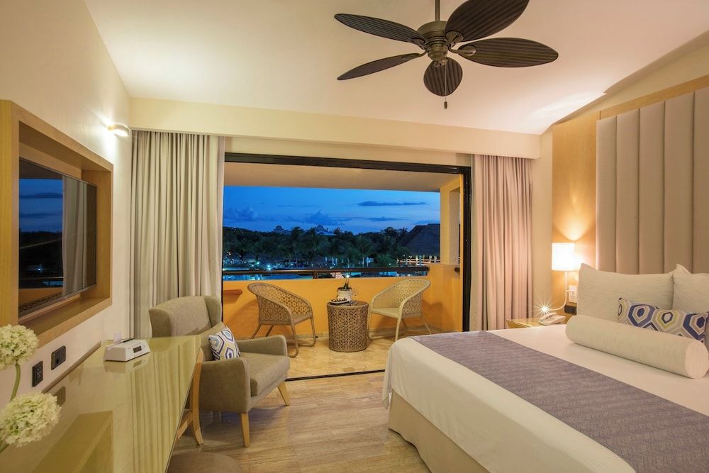 Suite, Beachside