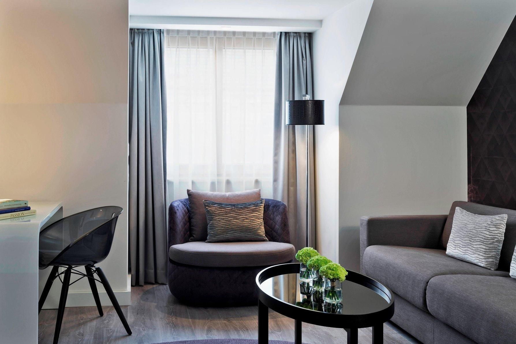 Premium Suite, 1 Bedroom Suite, 1 King, Sofa Bed