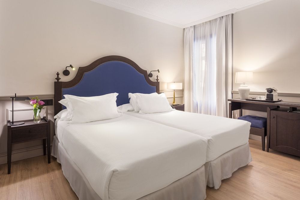 H10 Corregidor Boutique Hotel Double or Twin Room, Courtyard View