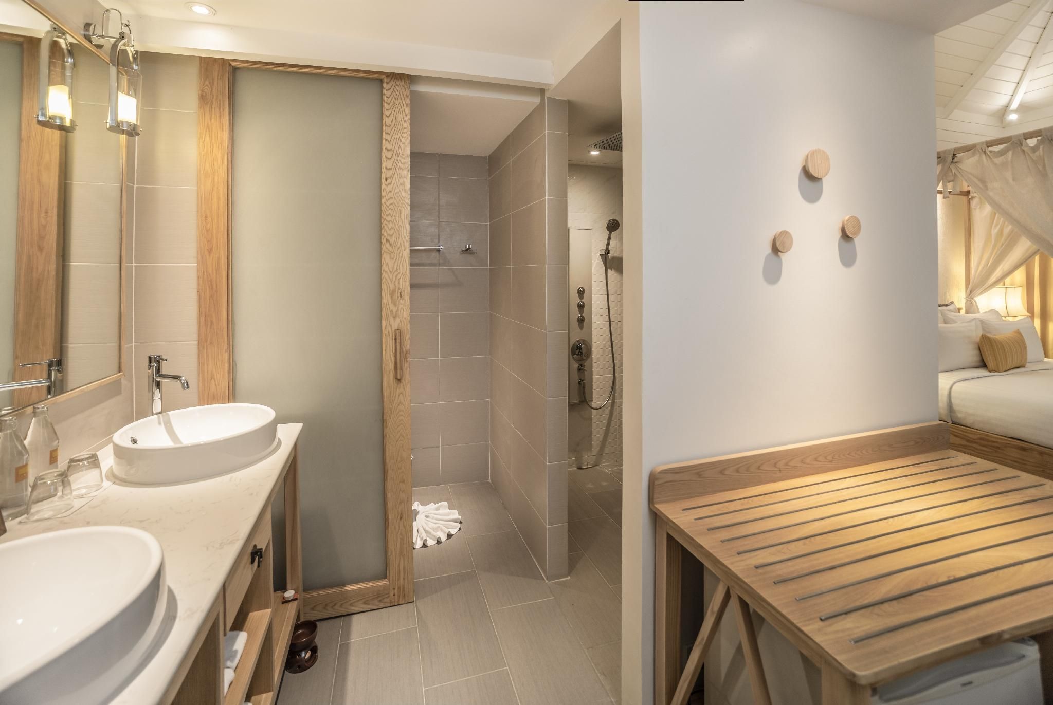 Bandara Spa Resort & Pool Villas, Samui DLX Two Queens Room 3