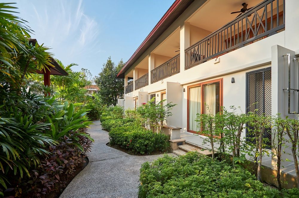 undefined Bandara Spa Resort & Pool Villas, Samui 2