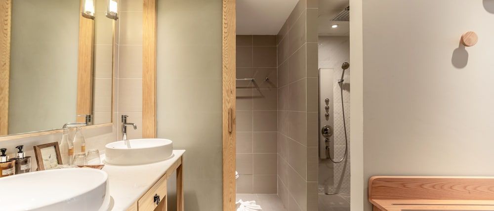 Bandara Spa Resort & Pool Villas, Samui Tropical Canopy 11