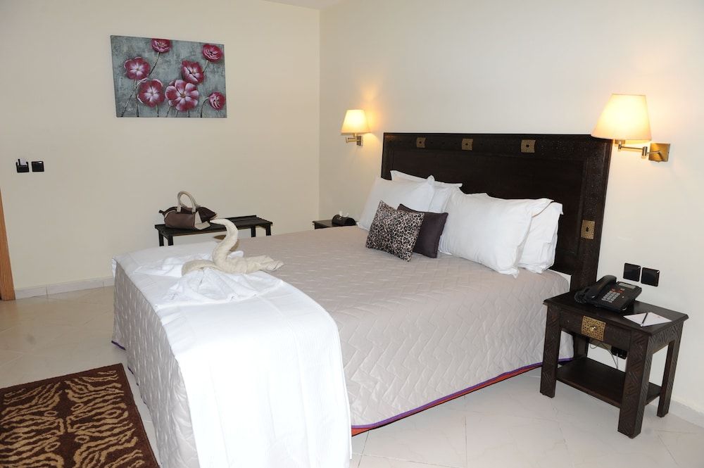 undefined Le Zenith Hotel 3