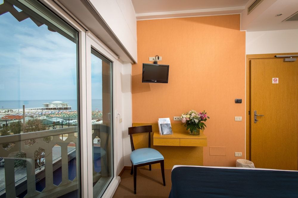 City Hotel Standard Double Room Single Use 4