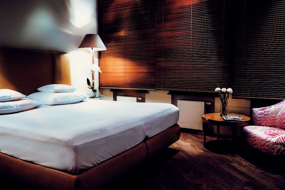 undefined Yours Truly 2