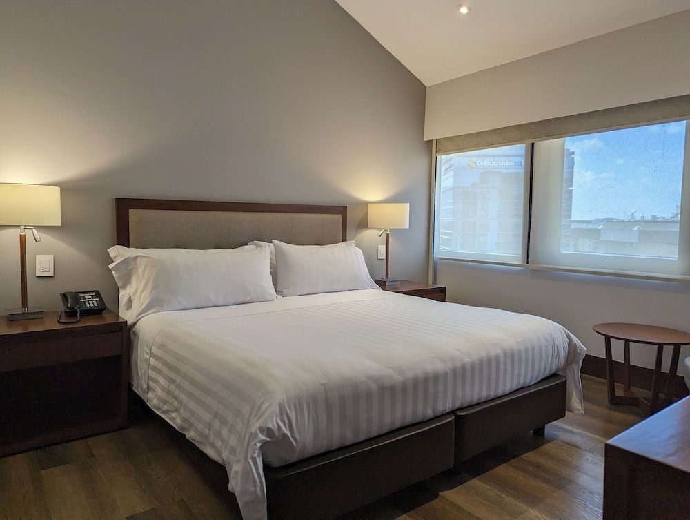 Hotel Estelar La Fontana Standard Room, 1 Queen Bed 6