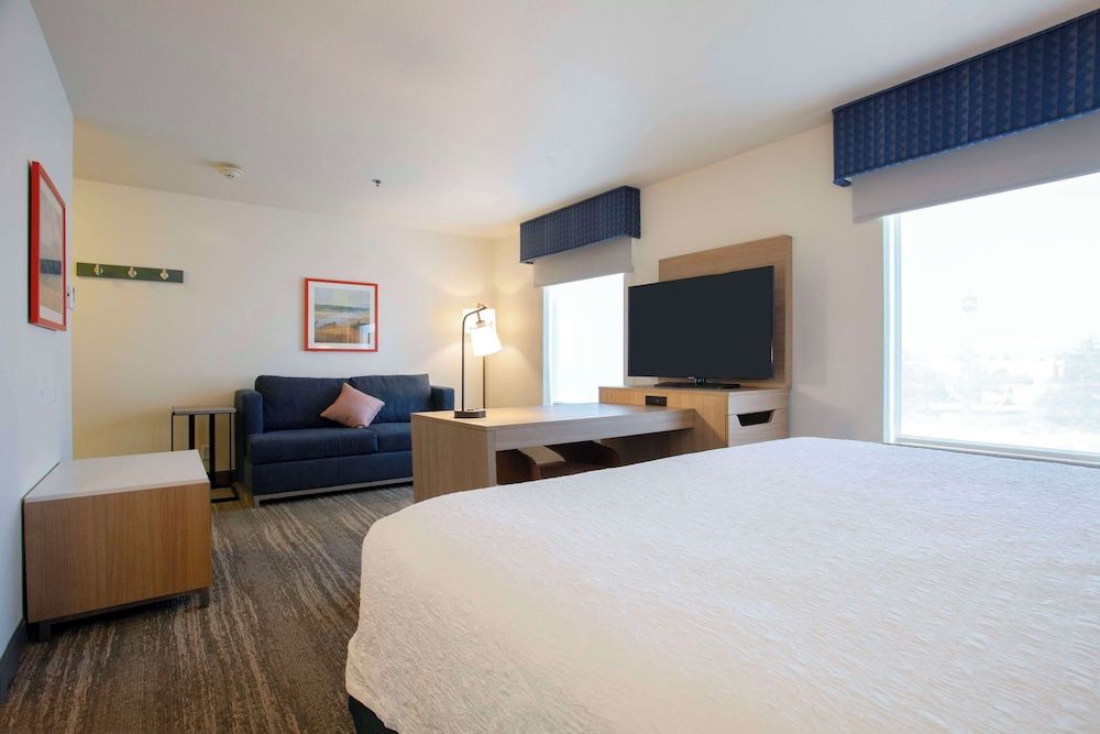 Studio, 1 King Bed, Accessible, Non Smoking