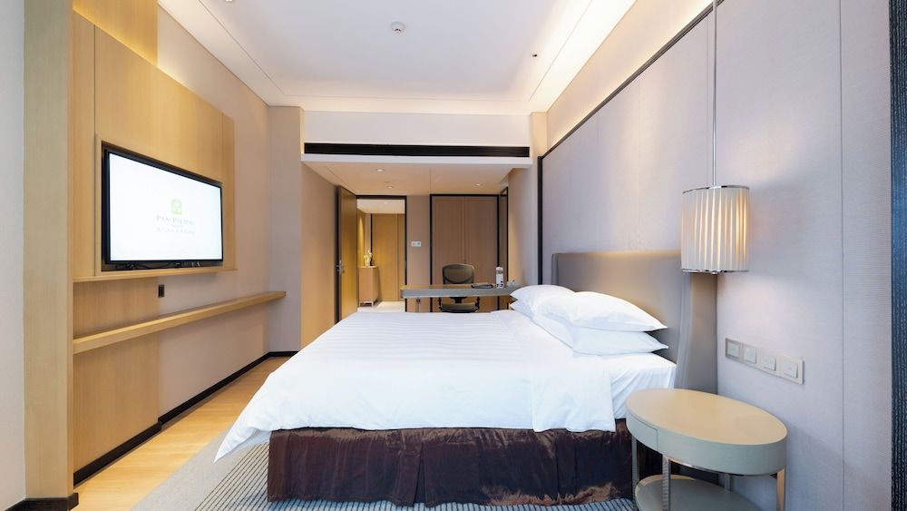 One Bedroom Serviced Suite