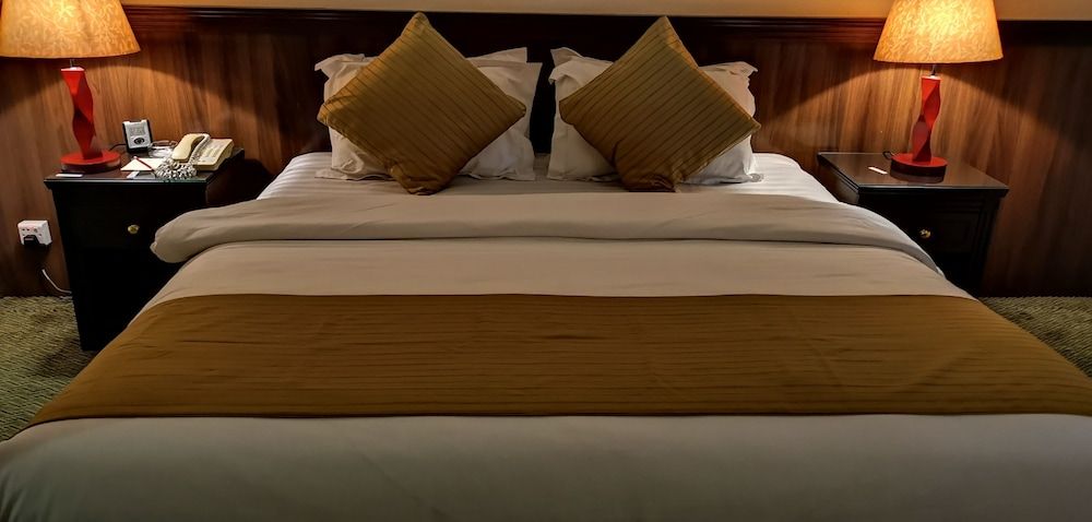 undefined Grand Star Al Saha 8