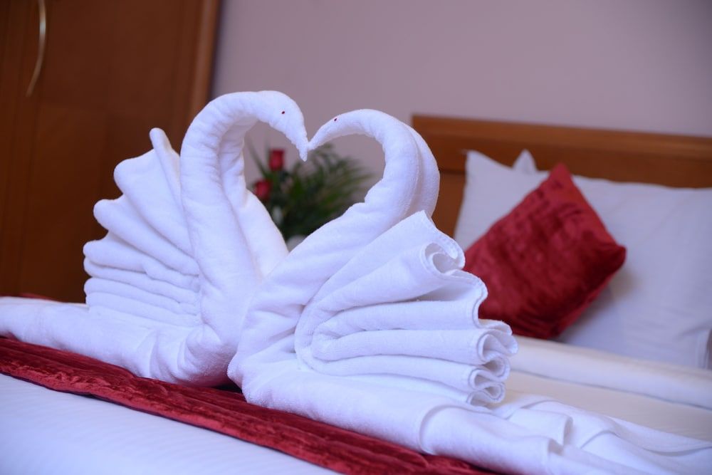 Al Madina Suites Doha Executive Suite, 1 King Bed 4