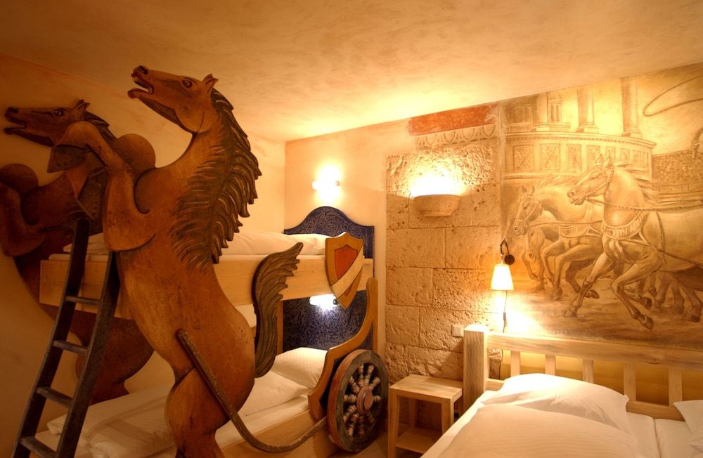 Hotel room B