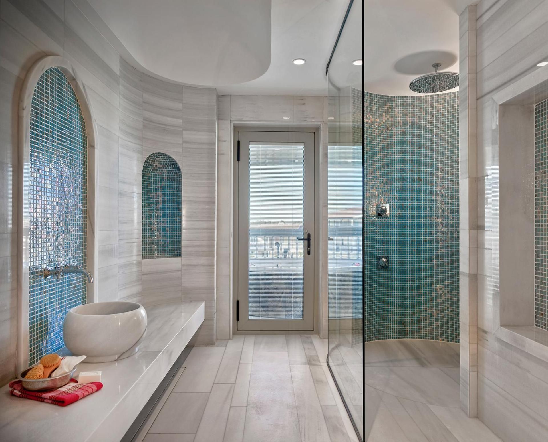 Penthouse Suite Turkish Bath & Jacuzzi (2 Adult + 2 Children)