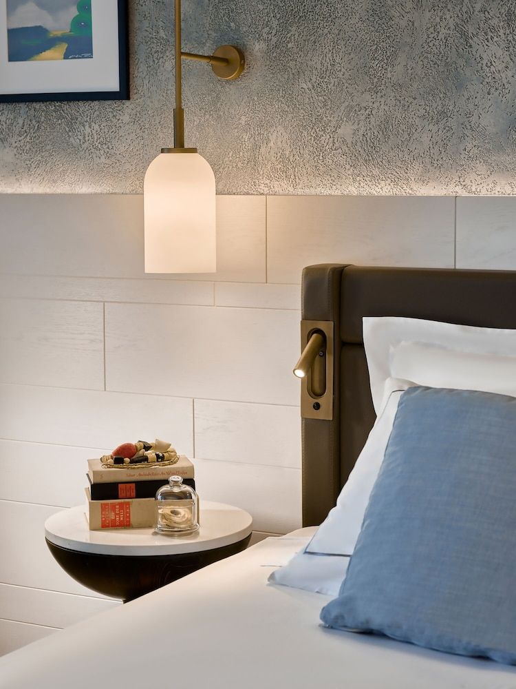 Deluxe Room Direct Sea View