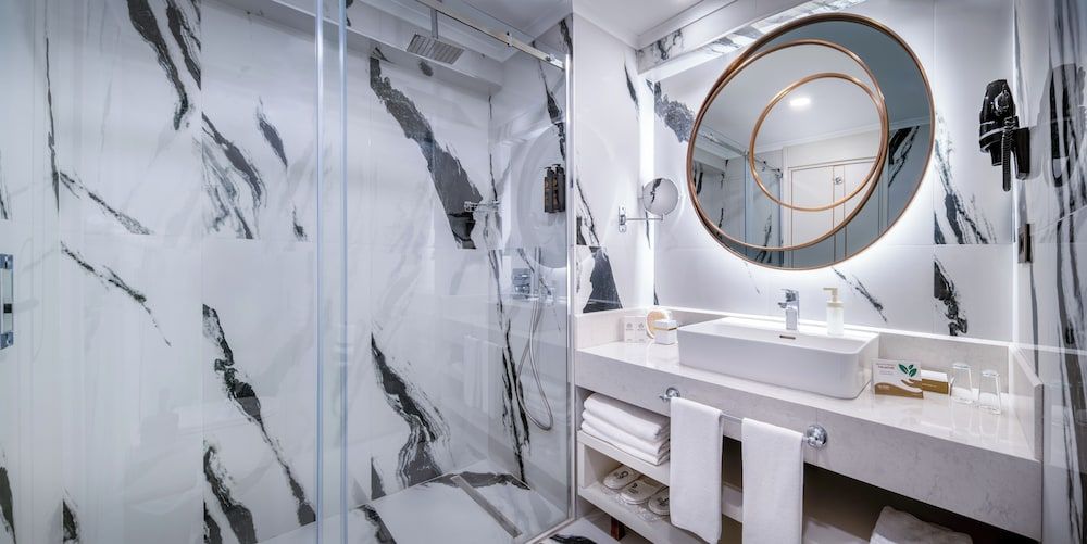 Delphin Palace - All Inclusive Standard Room, Partial Sea View 5